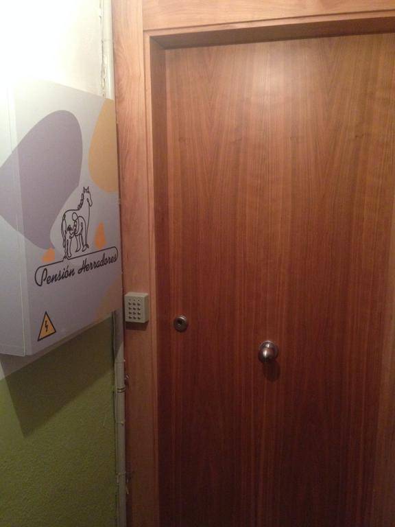 Pensión Herradores Soria Habitación foto